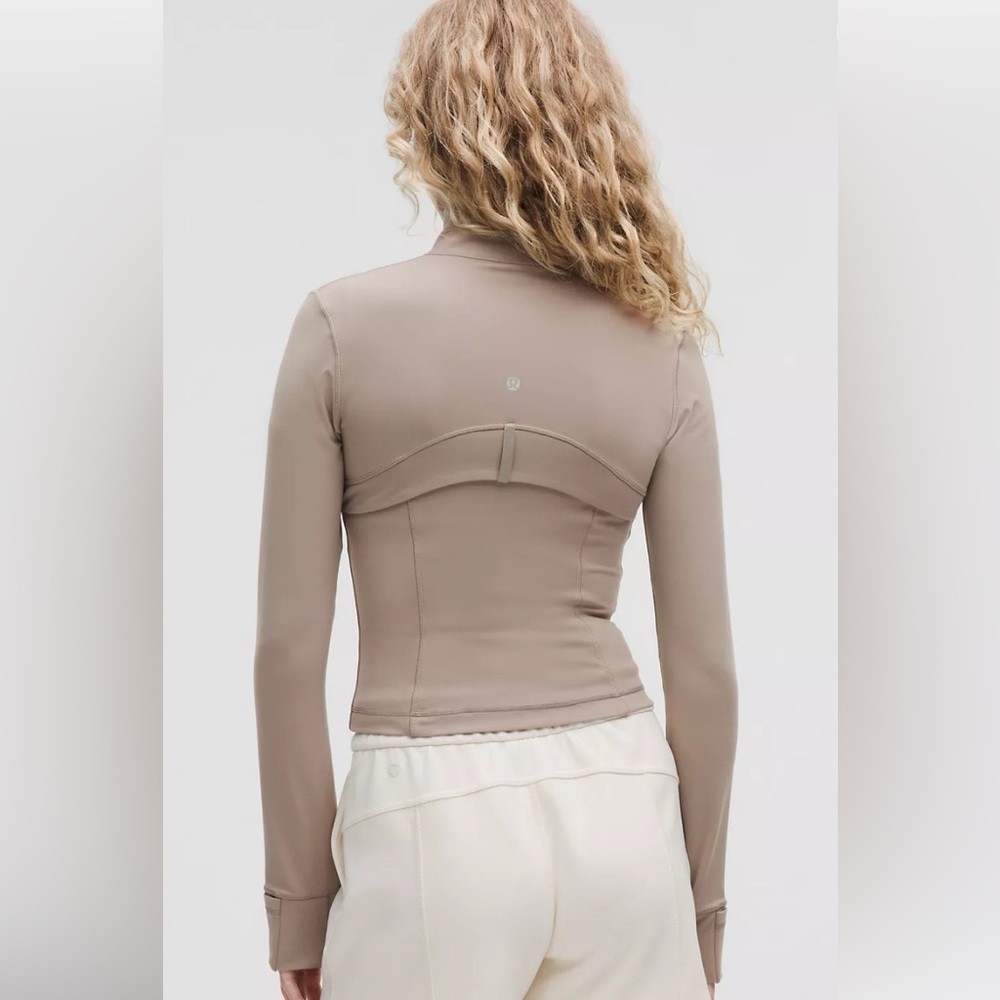 Lululemon define crop jacket - Picture 2 of 4